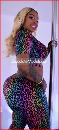 big booty model 1